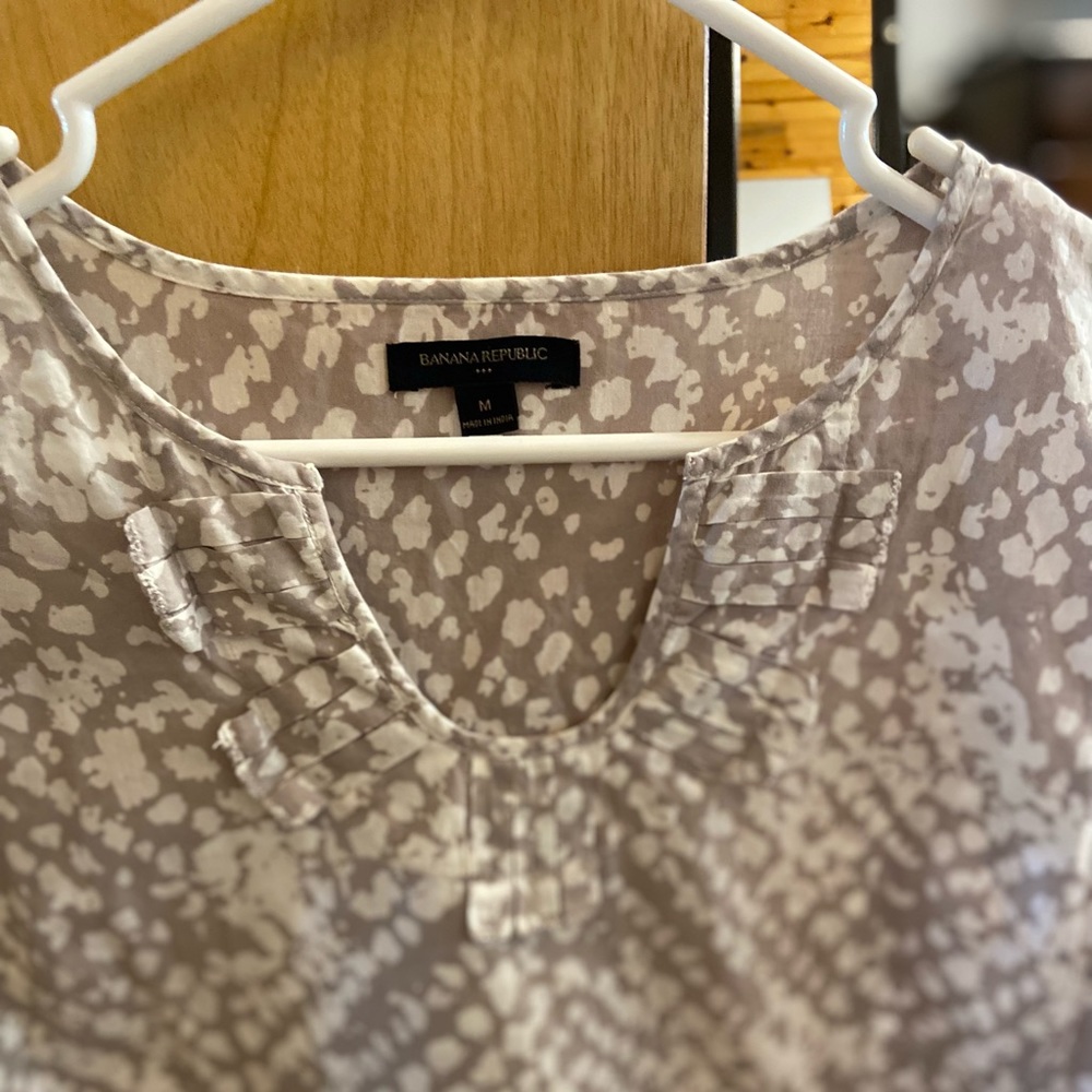 Banana Republic blouse